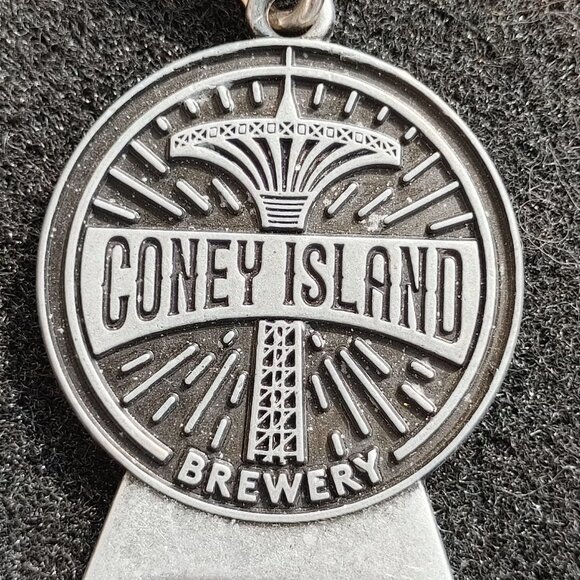 CONEY ISLAND Brewery Brooklyn New York Key Chain Metal - Picture 3 of 3